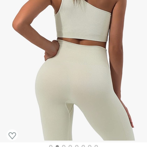 Matching workout set - Picture 3 of 5